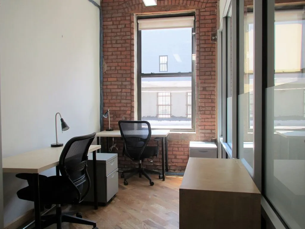 Green Desk - 195 Plymouth St - Brooklyn, NY - Media 1